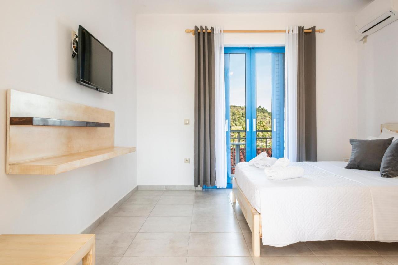 Blue Horizon Hotel Himare Exterior photo