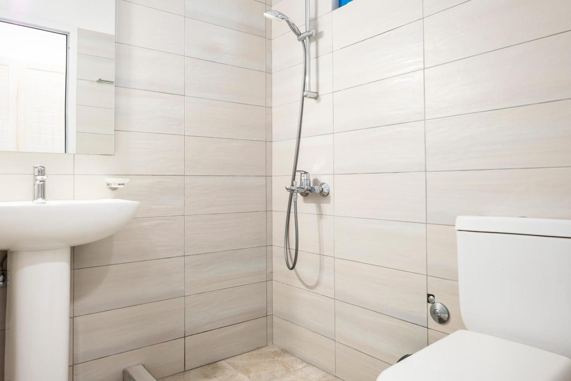 Blue Horizon Hotel Himare Room photo